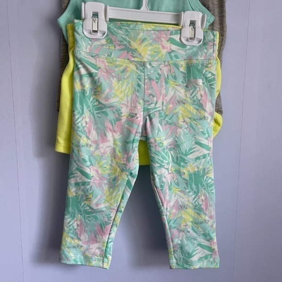 New Marika Four-piece Active Tops and Bottoms Set US 3T - Picture 4 of 8